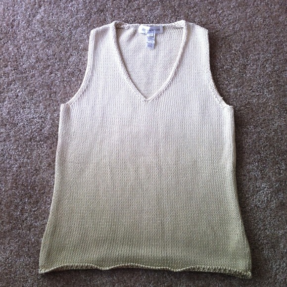 KNIT VEST