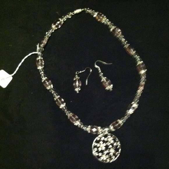 Handmade necklace/earring set