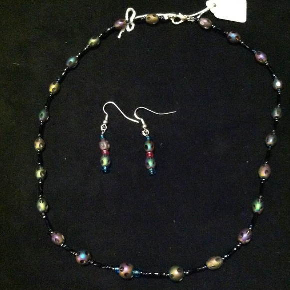 Handmade necklace/earring set