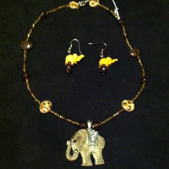 Handmade Necklace/earring set