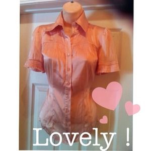 A silky pastel pink bebe dress shirt🌸