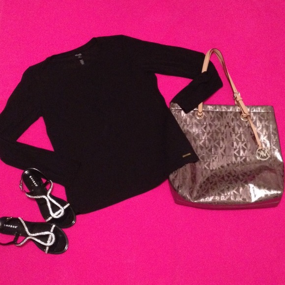 -SOLD- Michael Kors Long Sleeve Top