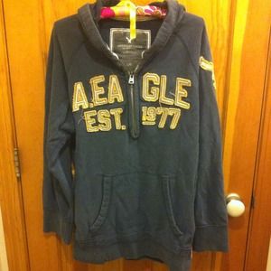 Mens American Earle sweatshirt