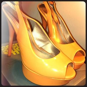 Have only been worn once