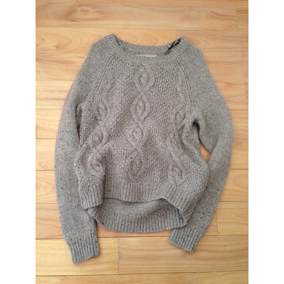 Warm Sweater ❌❌ON HOLD ❌❌