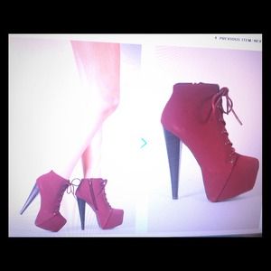 Lace up high heel platform bootie