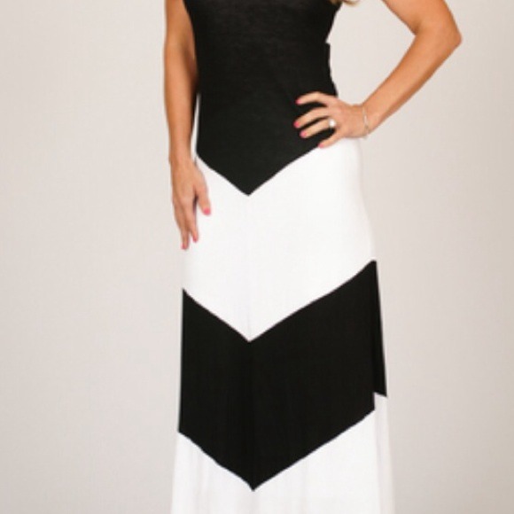 Dresses & Skirts - Bundle for @elleescape