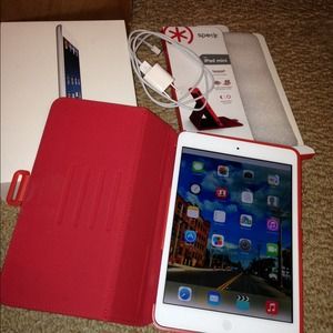 I pad mini cover included