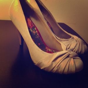 Have only worn them a few times very cute