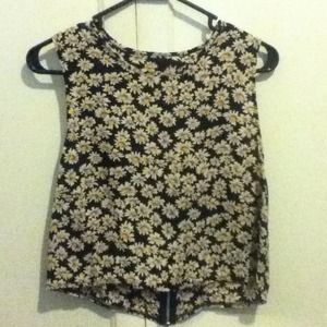 Brandy melville daisy top