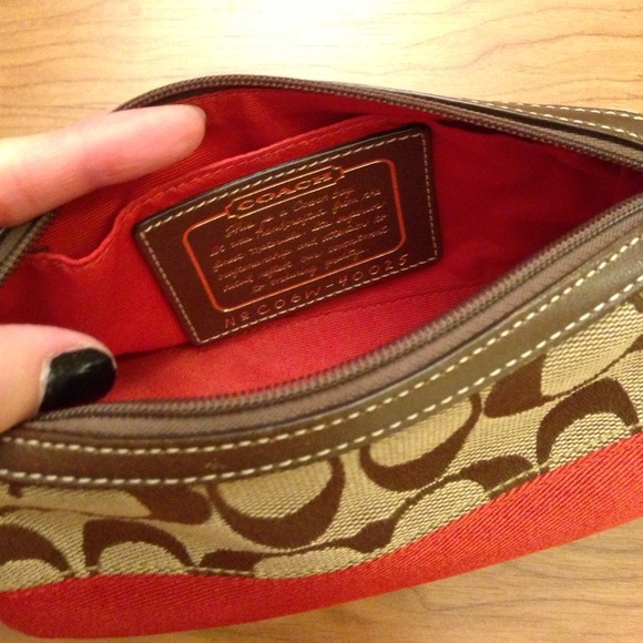 SOLD Coach Cosmetic Bag - Picture 3 of 4