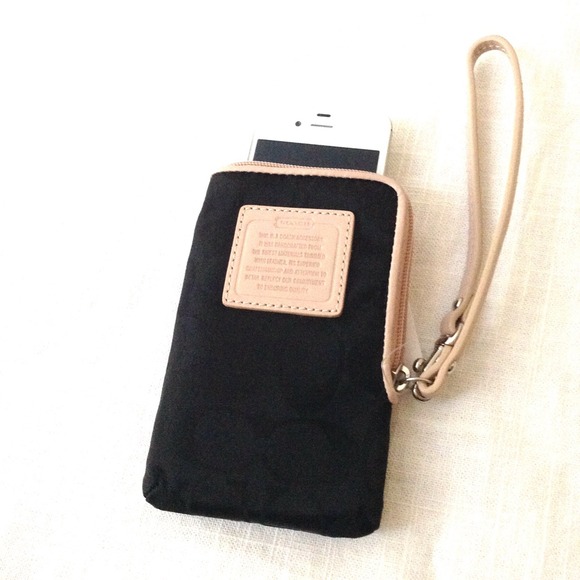 Coach Nylon Universal Case Silver/Black