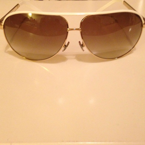 Gucci sun glasses