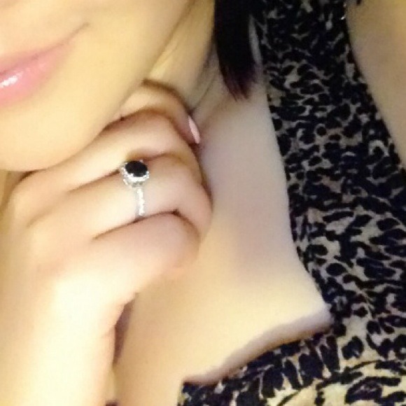 Black stone ring