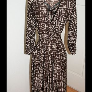 BCBG MaxAzria Brown Patterned Dress