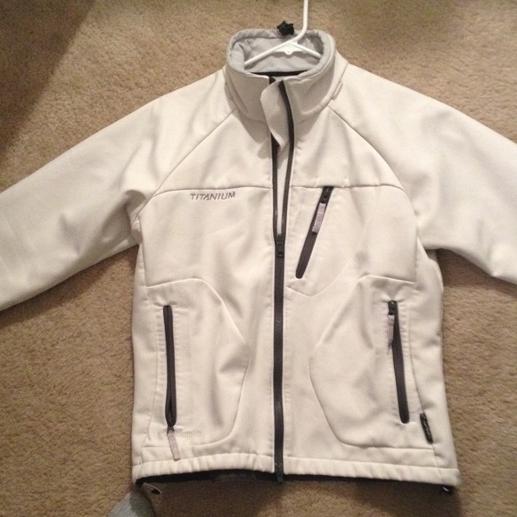 Soft shell jacket - Picture 3 of 4