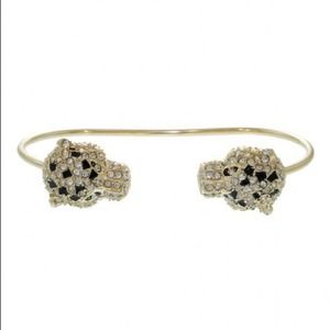 Time to ROCK !! 😍 NEW ARRIVAL palm bracelet !