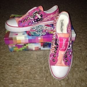 Comfy Ed Hardy sneakers