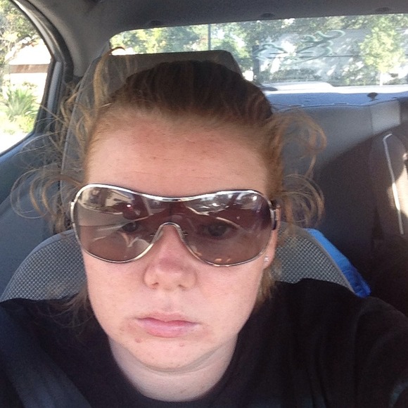 *NEW PRICE* Only Worn ONCE Coach Sunglasses - Picture 3 of 4