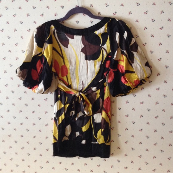 Bebe blouse - Picture 2 of 3