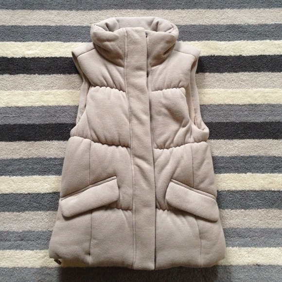 GAP - Vest - Picture 2 of 3