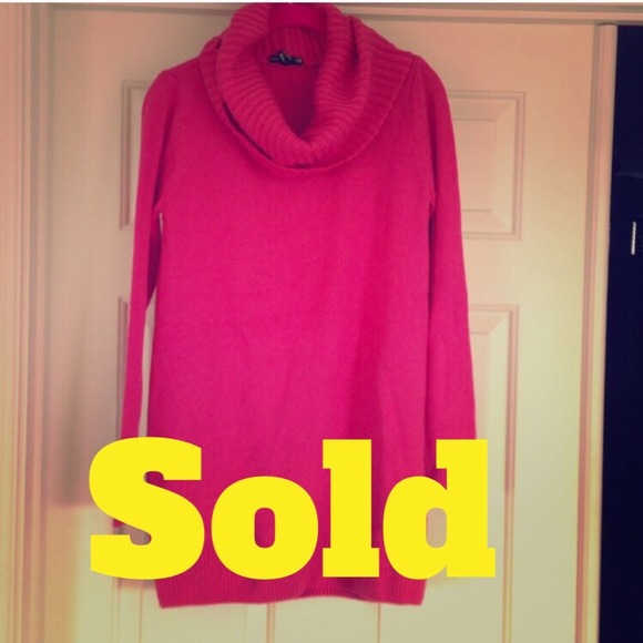 H&M Sweaters - H&M sweater from Paris !!