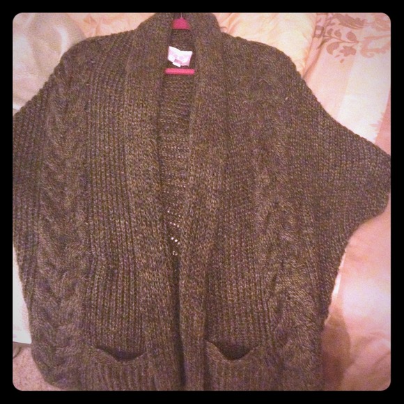 Romeo & Juliet Couture Sweaters - OVERSIZED dolman sweater by Romeo & Juliet Couture