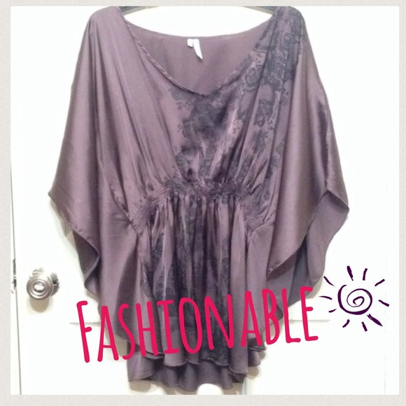 V-neck top with black decor on front
