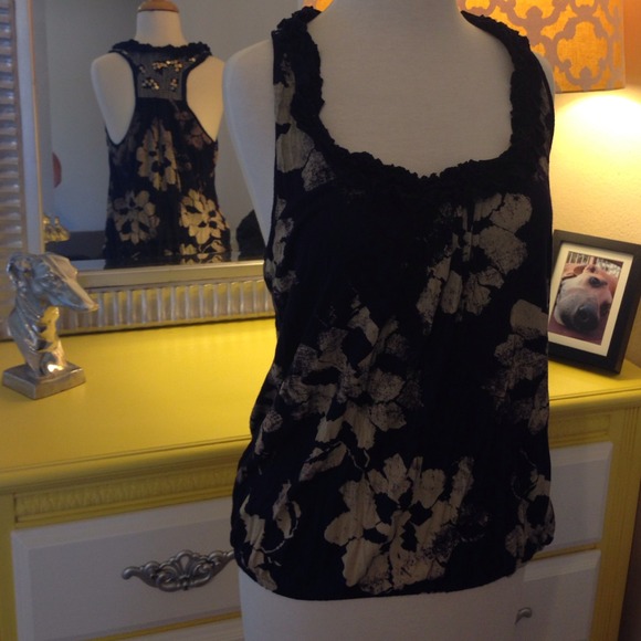 Navy and beige floral racer back blouse!