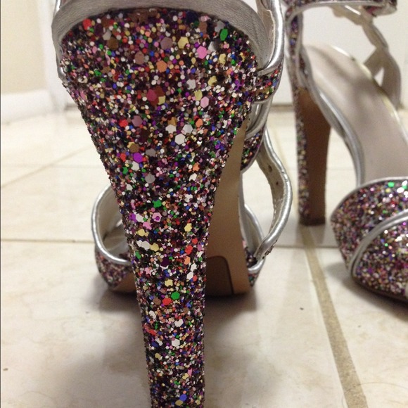 Sold - Picture 2 of 3