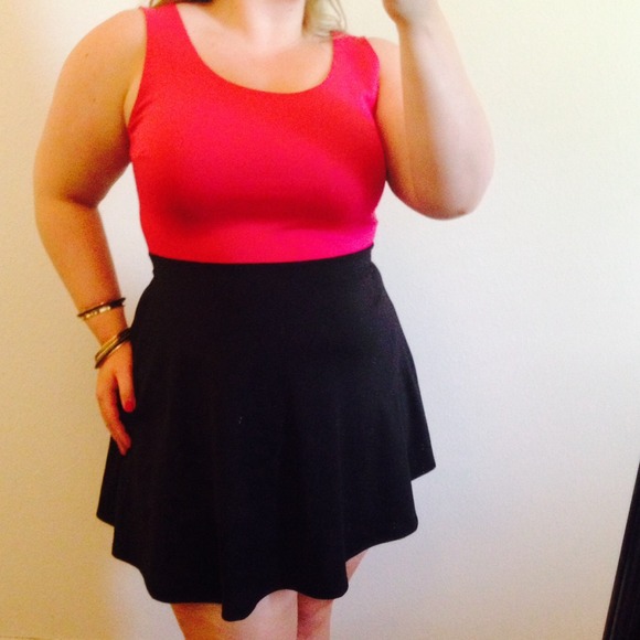 SOLD-✳️💗 color-block dress!!! - Picture 3 of 3