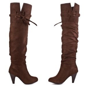 BUNDLE Scarlet Chocolate Boots & Cheetah Scarf