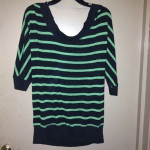 🎀Bundled🎀Green stripe top