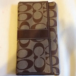 Coach wallet