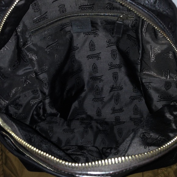 ***SOLD***    GUCCI zip backpack - Picture 3 of 4