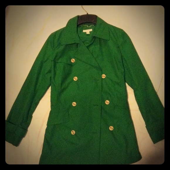 Fabulous green trench coat