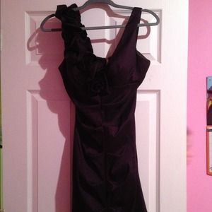 Beautiful Plum perfect fitting dress!