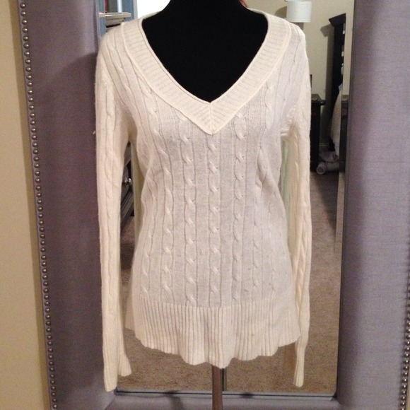 ⚡️sold⚡️Ann Taylor Loft sweater
