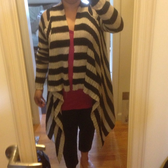 Pea in a pod striped sweater . NWOT