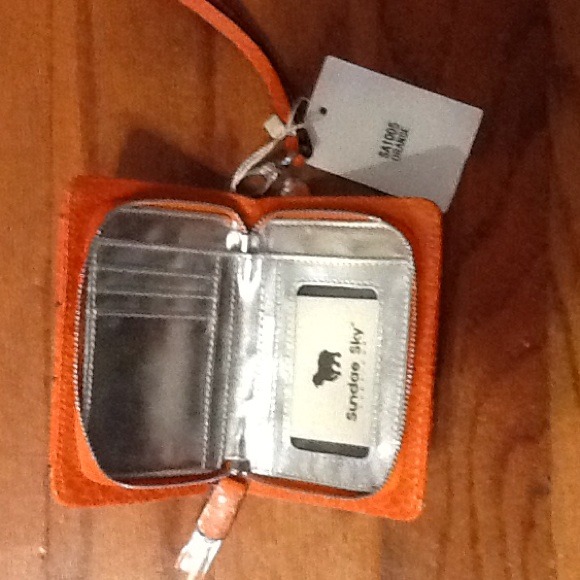 Orange snake pattern wallet/iphone 4/4S case. - Picture 2 of 3