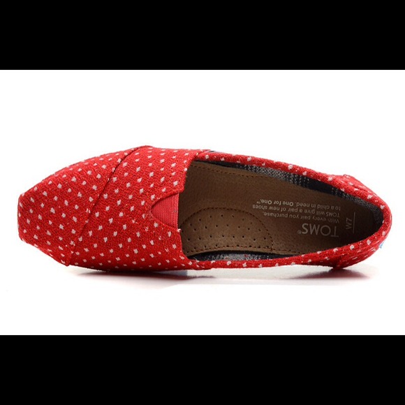 SOLD* Red polka dot TOMS! Sz 7! - Picture 4 of 4