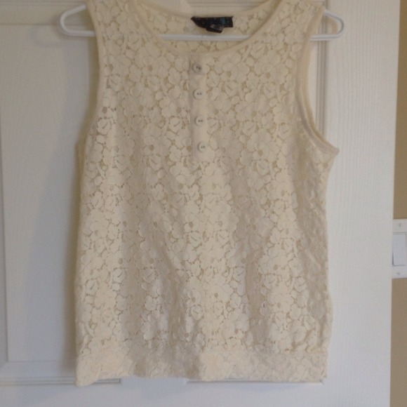 SOLD - Mango lace sleeveless top