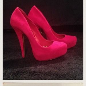 3 pair of shoes, all only worn once.