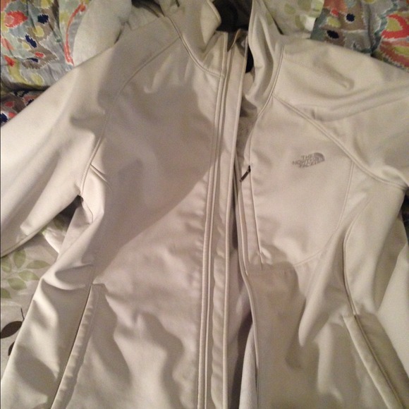 Northface APEX Jacket😍😍😍Price is firm😍