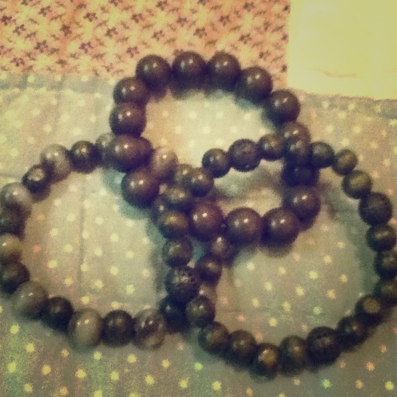 Bead