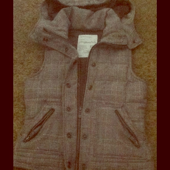 Aeropostale Vest