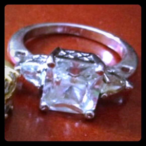 Diamond ring