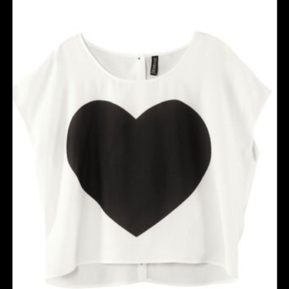 Heart top by divided (h&m)