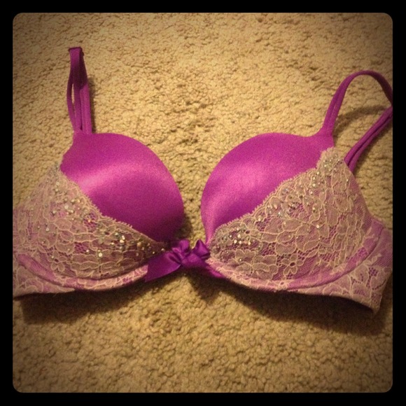 32c Victoria's Secret very sexy push-up