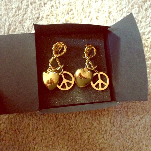 SOLD ON EBAY Moschino Peace & Love Clip Ons